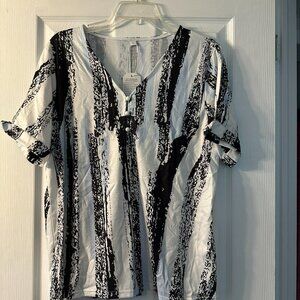 Schein white, blue and black top size L brand new